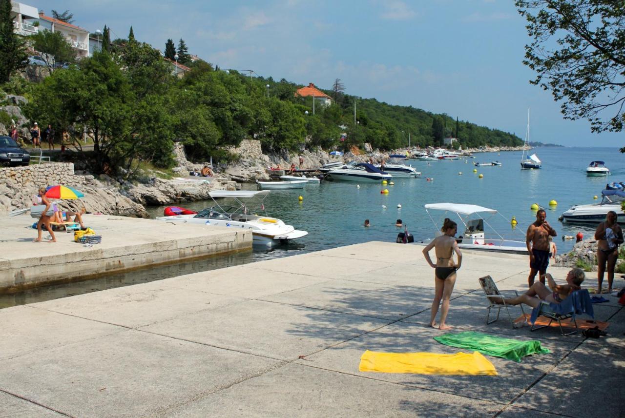Apartments And Rooms By The Sea Dramalj, Crikvenica - 5519 Luaran gambar